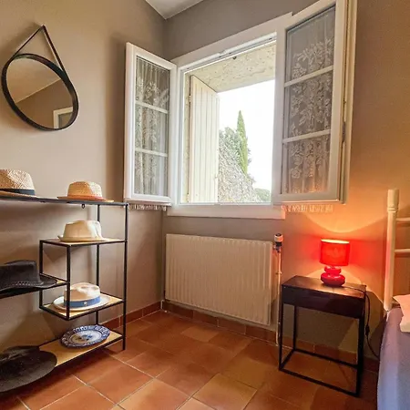 Schitterende Woning In Montaren St Mediers Serviers-et-Labaume